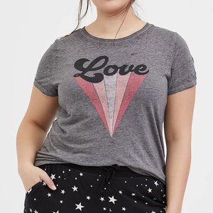 1X or 2X Plus Size Torrid "Love" t-shirt new
